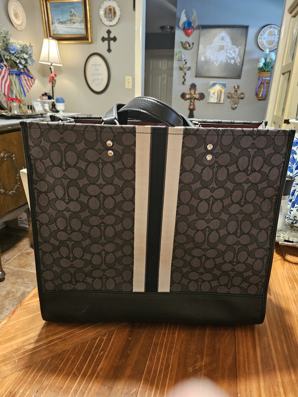 Coach Women’s Signature Canvas Tote in Charcoal with Black Trim - Picture 3 of 7
